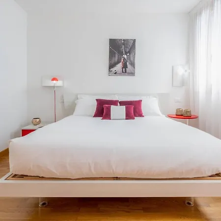 Biennale Palace R&r Apartment Venice