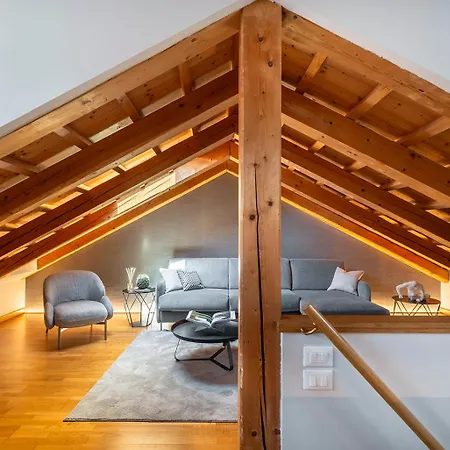 Biennale Palace R&r * Veneza