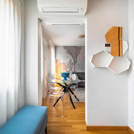 Biennale Palace R&r * Венеция