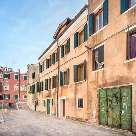 Biennale Palace R&r Венеция