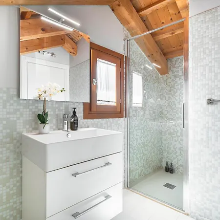 Biennale Palace R&r Daire *