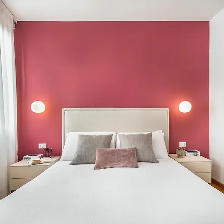 Biennale Palace R&r * Венеция