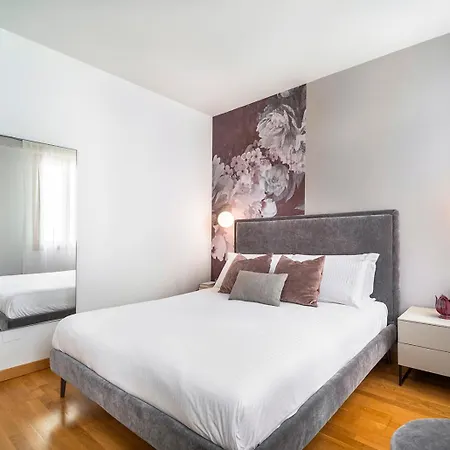 Biennale Palace R&r Apartman