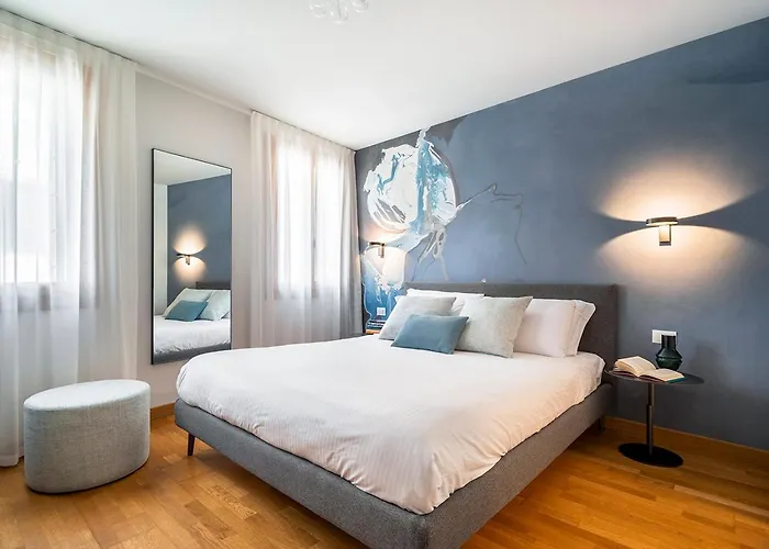 Biennale Palace R&r Venice