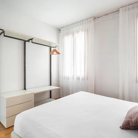 Biennale Palace R&r Apartamento *